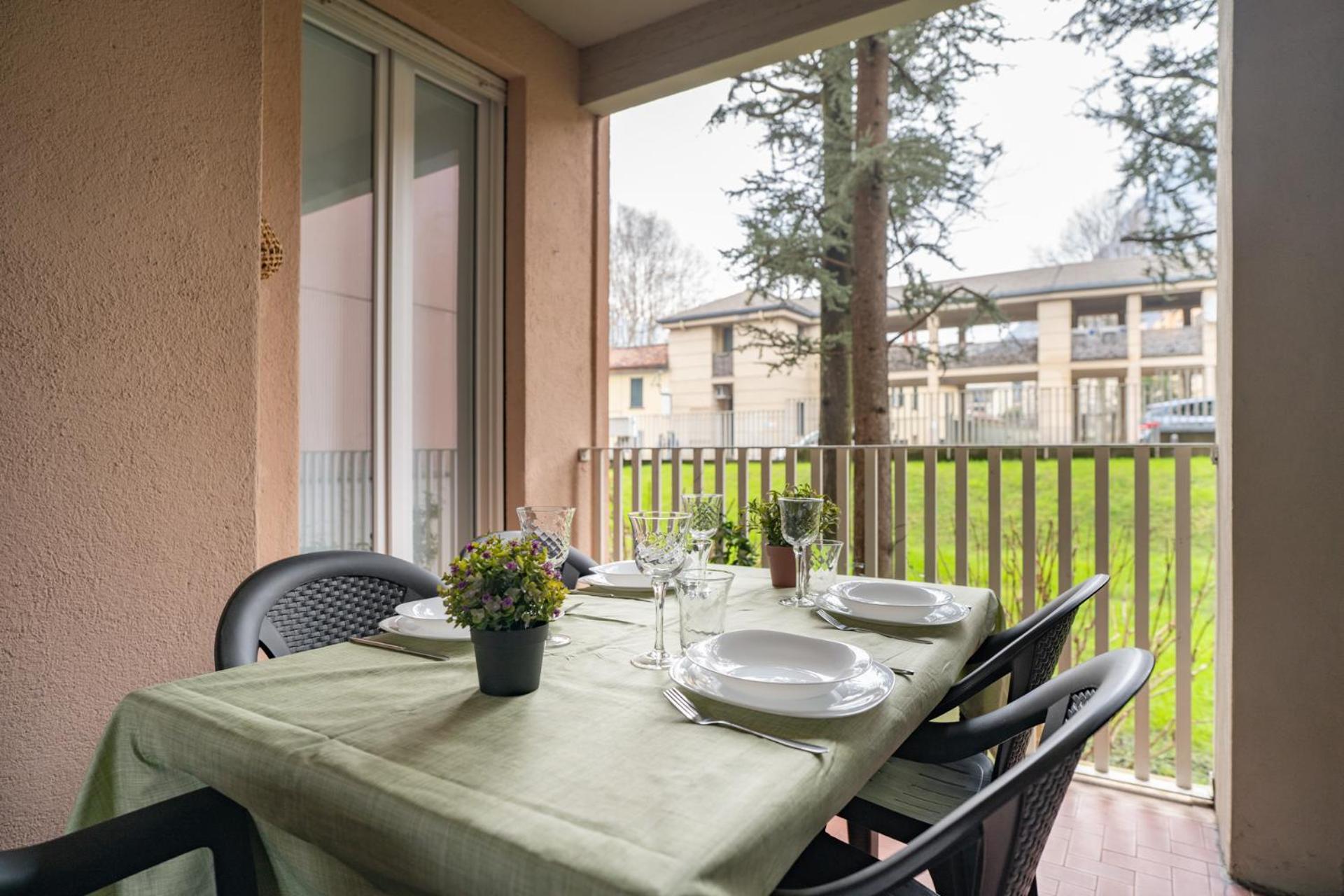 Appartamento Il Riflesso Del Lago Lecco Ngoại thất bức ảnh
